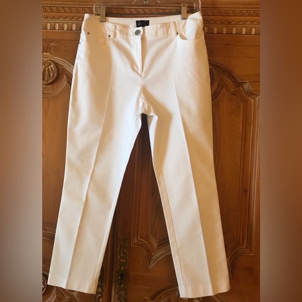 Rafaela white summer pants Size 8 Petite